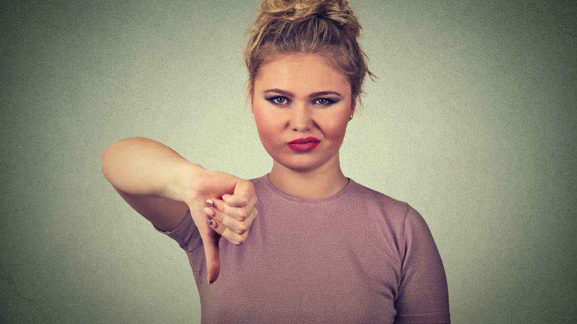 Handling negative reviews - how to respond to negative feedback from a customer