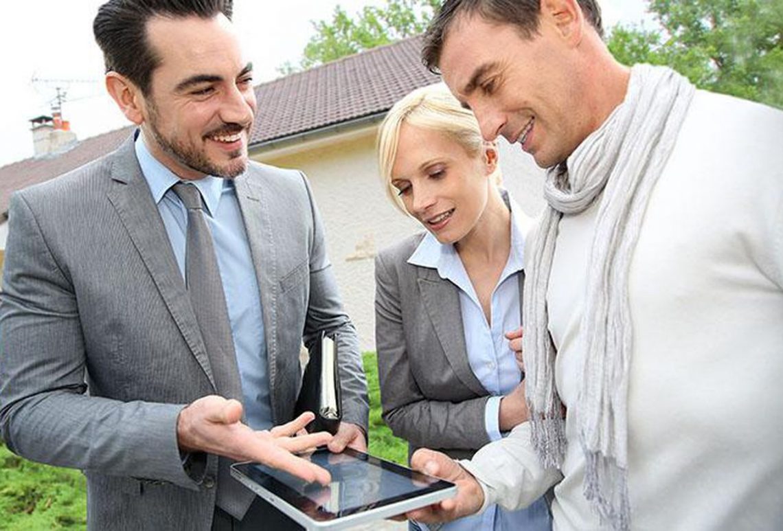 How positive reviews helps realtors win business