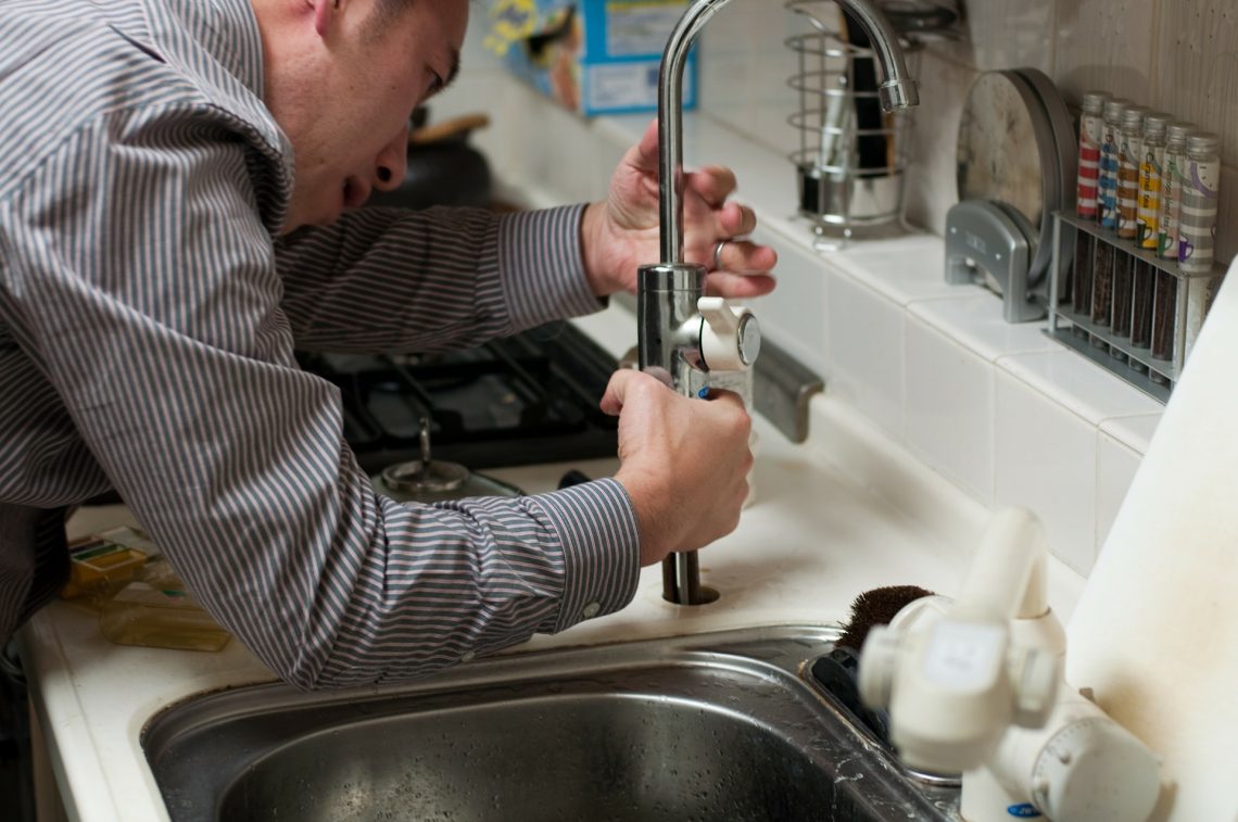 Social media marketing strategies for plumbing business